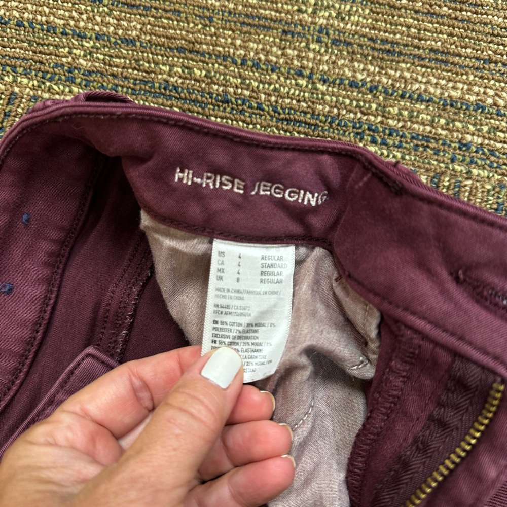 American Eagle High Rise Jeans - Picture 2 of 4